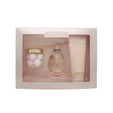 SARAH JESSICA PARKER LOVELY 3 PCS SET: 3.4 EAU DE PARFUM SPRAY + 6.7 BODY LOTION + BATH BOMBS